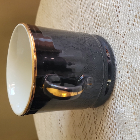 Hall Tom & Jerry Mug - Picture 4 of 6